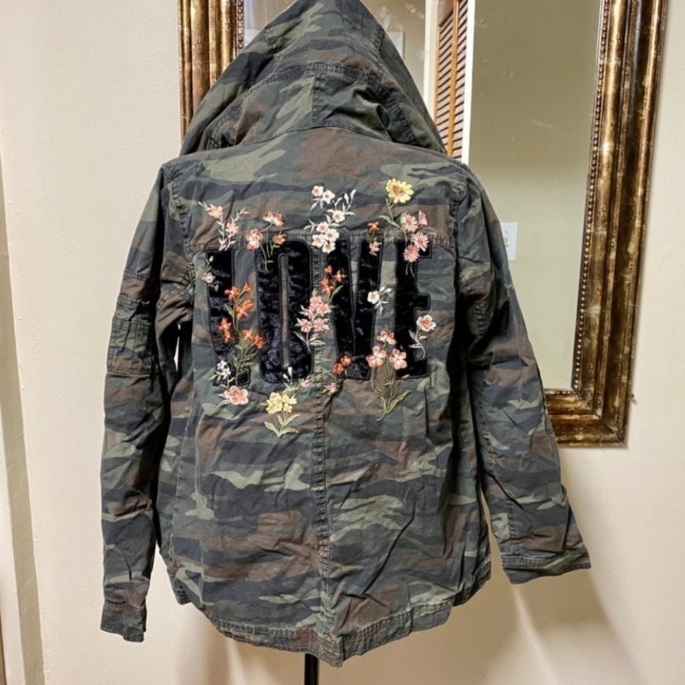 AEO “LOVE” Hooded Utility Jacket